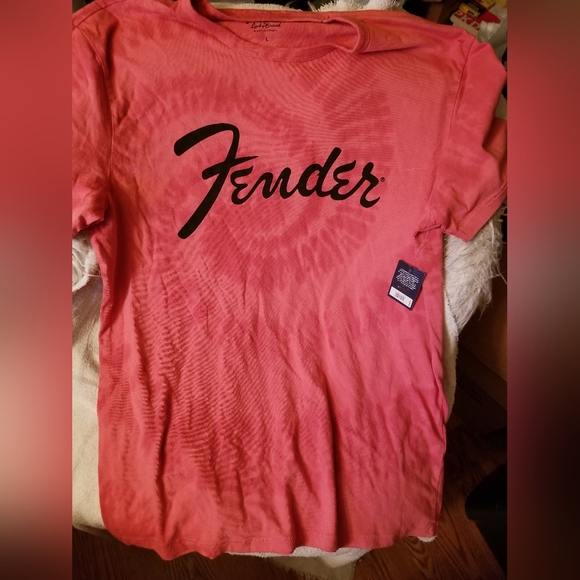 NWT Fender Guitars Logo Lucky Brand T Shirt Mens Size L Tie Dye Mineral Red - Picture 2 of 6